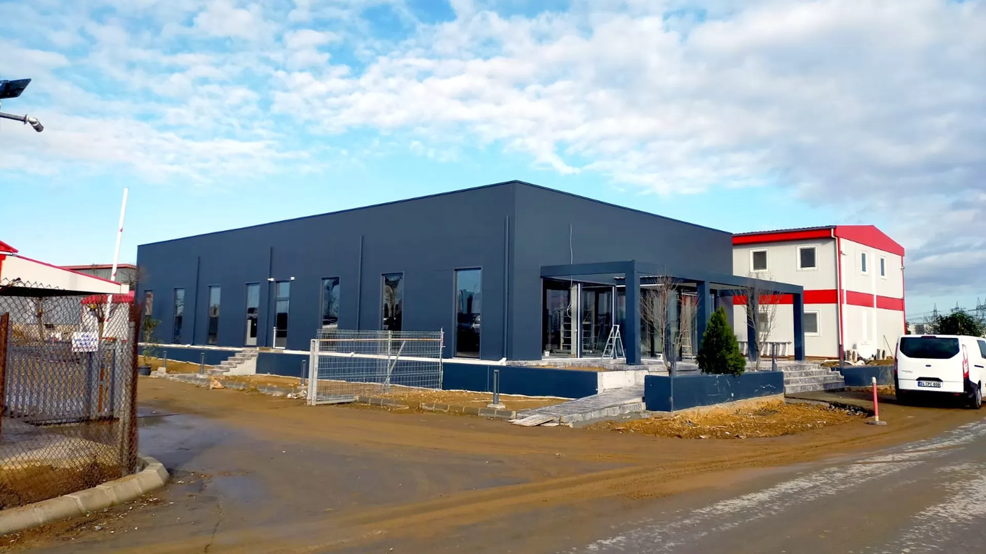 Ofis & Ticari Yapılar